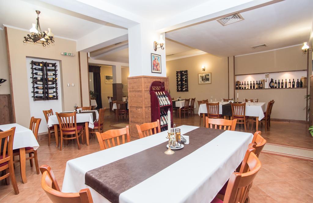 Hotel Accent Razgrad Exterior foto